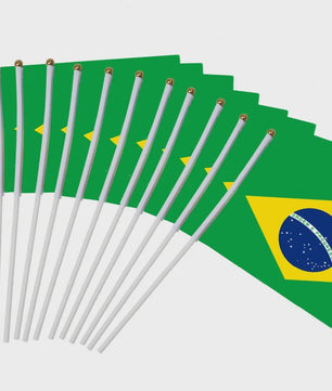 Set van 10 Braziliaanse Wapperende Vlaggetjes 14x21cm met Plastic Stokjes