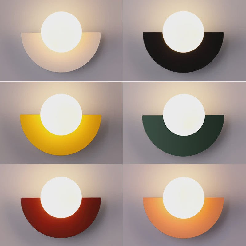 Moderne Wandlamp met Bolvormige Lampenkap - LED Verlichting voor Slaapkamer & Corridor