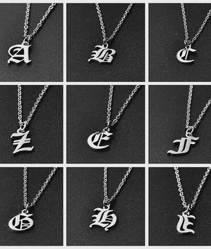 RVS Initiaal Ketting met Oude Engelse Letterhanger - 26 Letters, Perfect voor Hem, Haar of als Koppelkado