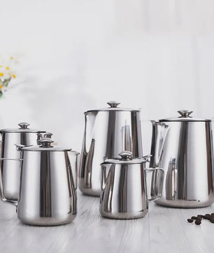 RVS Melkopschuimkan met Deksel - Barista Kwaliteit voor Latte & Cappuccino