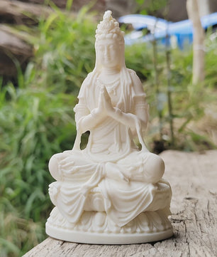 Wit Guanyin Boeddha Beeldje - 4.2 Inch Hars Sculptuur voor Decoratie & Cadeau
