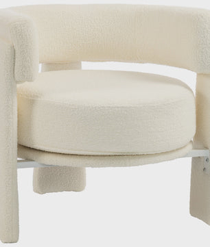 Crème Witte Fauteuil met Schapenvacht en Lendenkussen - Stijlvol Comfort