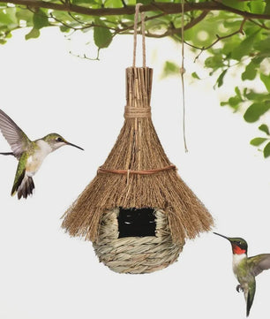 Handgeweven Riet Vogelhuisje - Natuurlijke Stro Nestkast voor Vogels, Weerbestendige Schuilplaats