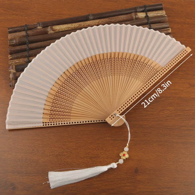 Elegante Chinese Stijl Vouwbare Handwaaier met Kwastje - Perfect voor Dans, Decoratie of Cadeau