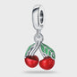 Zilverkleurige Fruit Bedels: Aardbei & Kers - Perfect voor DIY Armbanden