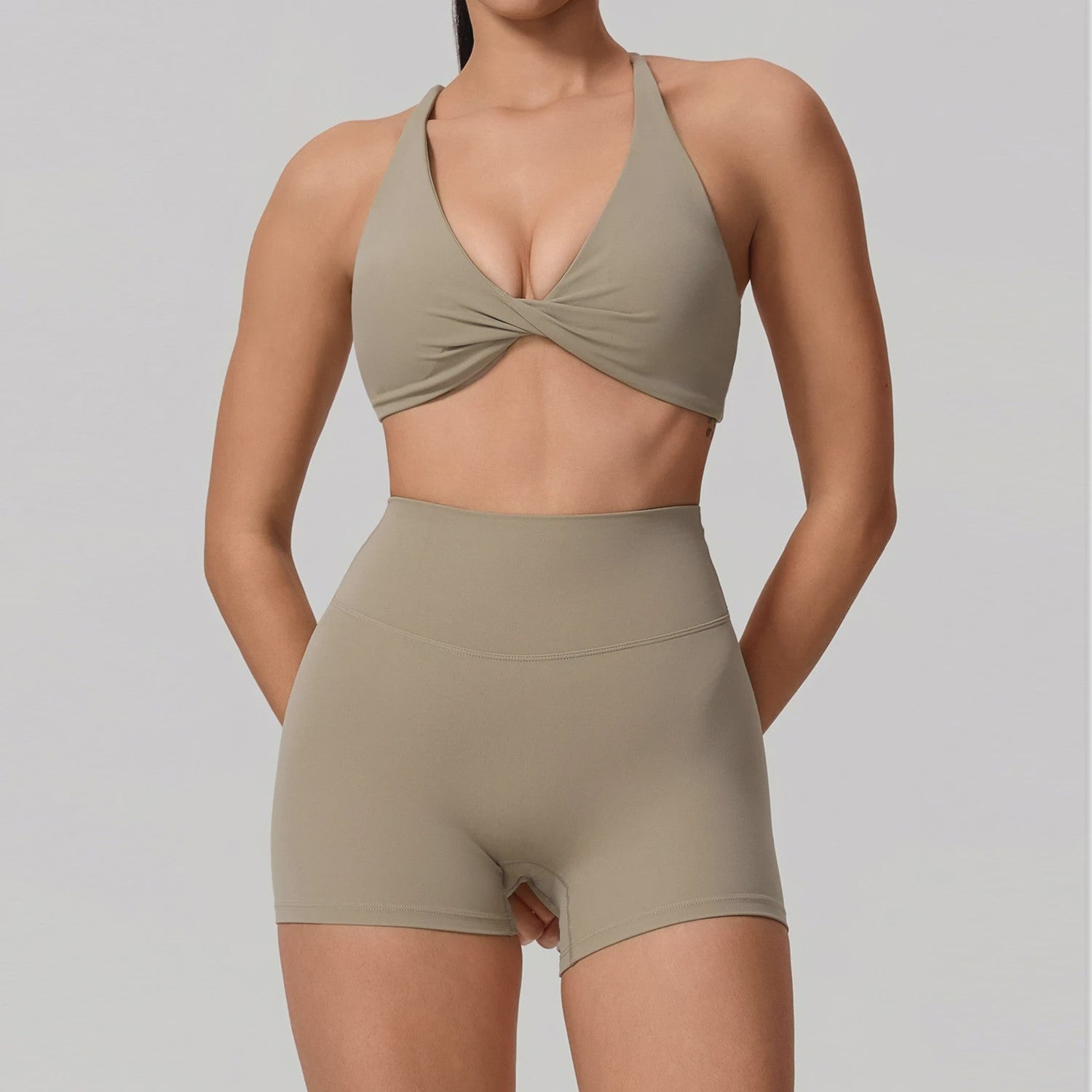 Dames Yoga Set 2-Delig: Sneldrogend Sportpak met Lange Mouwen Top en Hoge Taille Shorts
