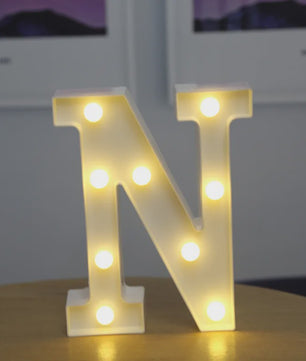 Decoratieve LED Letter & Cijfer Lampen - Creëer Sfeer met Warm Licht