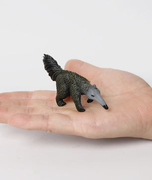 Realistische Dierenfiguren: Miereneter, Tapir, Schuifdiertje & Gordeldier - Educatief Speelgoed voor Kinderen
