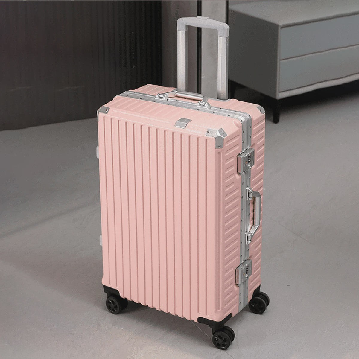 Aluminium Koffer met USB & Combinatieslot - Rolbaar Reiskoffer in Diverse Maten (20-28 inch)