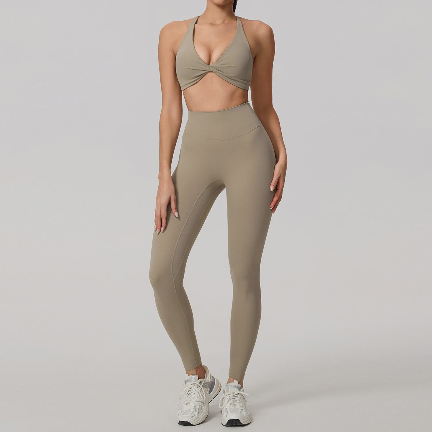 Dames Yoga Set 2-Delig: Sneldrogend Sportpak met Lange Mouwen Top en Hoge Taille Shorts