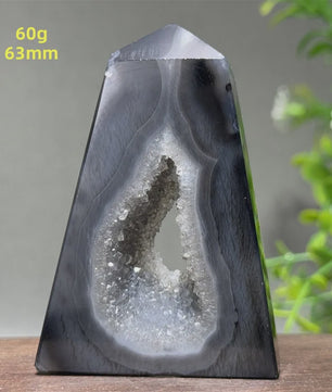 Zwarte Agaat Kristal Geode Obelisk - Natuurlijke Decoratie & Meditatie Steen