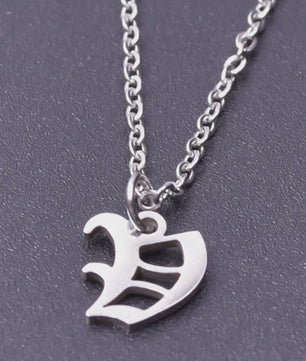 RVS Initiaal Ketting met Oude Engelse Letterhanger - 26 Letters, Perfect voor Hem, Haar of als Koppelkado