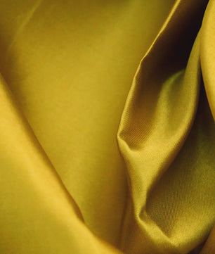 Zacht Satijn Stof - 34 Kleuren - Decoratie, Kleding & DIY Projecten