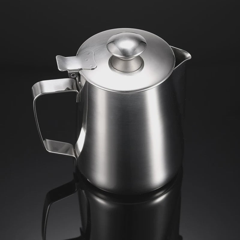 RVS Melkopschuimkan met Deksel - Barista Kwaliteit voor Latte & Cappuccino
