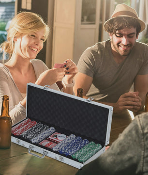 Complete Poker Set met 500 Chips, Kaarten, Dobbelstenen en Aluminium Koffer