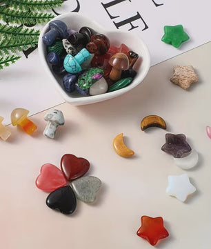 50x Kristallen Bedeltjes: Hartjes, Maantjes, Sterren & Paddenstoelen - Voor Handwerk & Cadeaus
