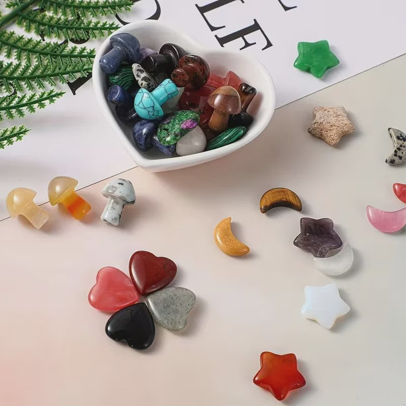 50x Kristallen Bedeltjes: Hartjes, Maantjes, Sterren & Paddenstoelen - Voor Handwerk & Cadeaus