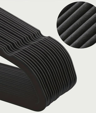 100x Zwarte Fluwelen Kledinghangers - Ruimtebesparend, Draaibaar & Antislip