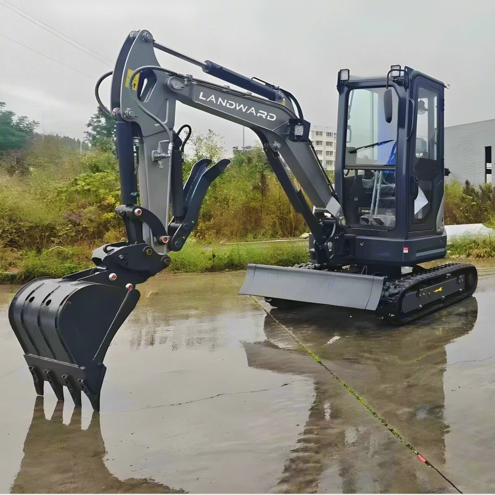 Mini Graafmachine 1-3 Ton: Krachtig, Compact en Aanpasbaar voor Agrarisch en Bouw