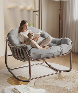 Oversized Rotan Wipstoel met Dik Kussen - Moderne Wicker Lounge Stoel voor Binnen & Buiten