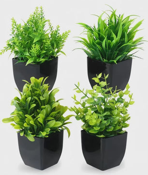Kunstplant in Zwarte Pot - Decoratieve Groene Plant voor Huis, Kantoor & Feest