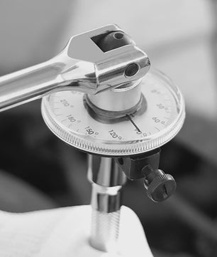Momentsleutel met Gradenmeter - Precisie voor Autoreparatie