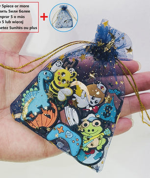 Grappige Schoendecoraties voor Crocs: Charms met Frisse Designs