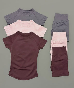 Seamless Sportset Dames: Yoga Top met Korte Mouw & Fitness Shorts