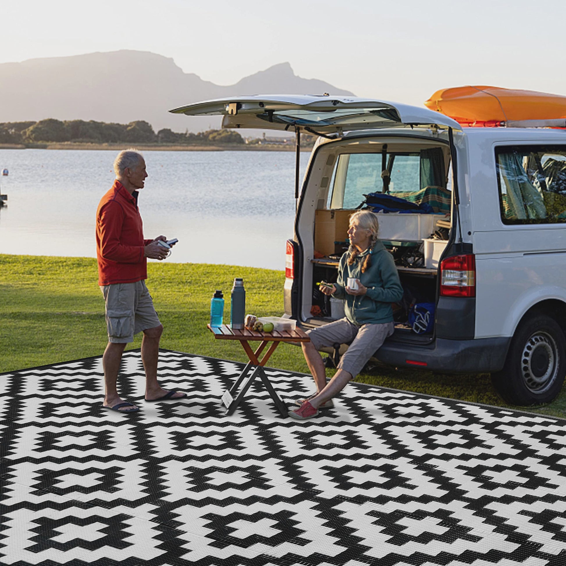 Groot Outdoor Vloerkleed - Opvouwbaar & Omkeerbaar - Plastic Riet - Voor Tuin, Camping, Strand & RV
