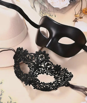 Set van 2 Elegante Zwarte Kant Maskerade Maskers voor Koppels - Venetiaans, Mardi Gras, Halloween