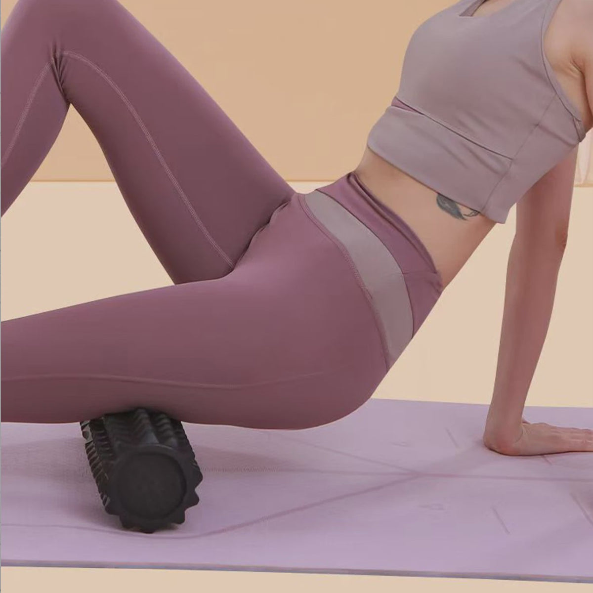 Crescent Foam Roller 45x13cm - Ideaal voor Yoga, Pilates & Spierontspanning