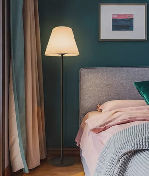 Nordic Minimalistische Staande Lamp met Solar Energie - Sfeervolle Verlichting voor Woonkamer & Slaapkamer