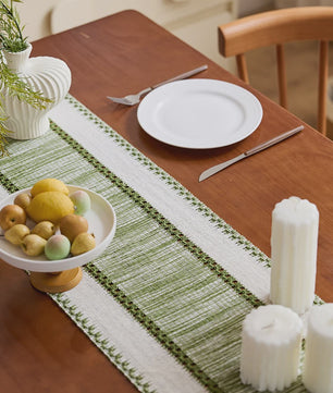 Groene Boho Tafel Runner met Franjes - Handgeweven - Rustiek Lente Decoratie