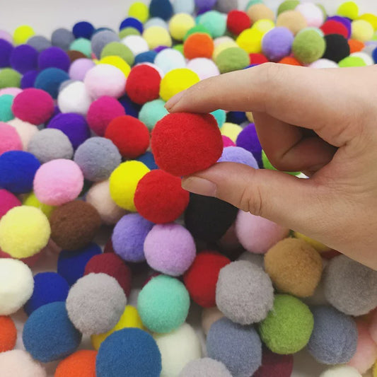 Mix van Zachte Pompoms (8-30mm) voor Knutselen, Decoratie & Speelgoed