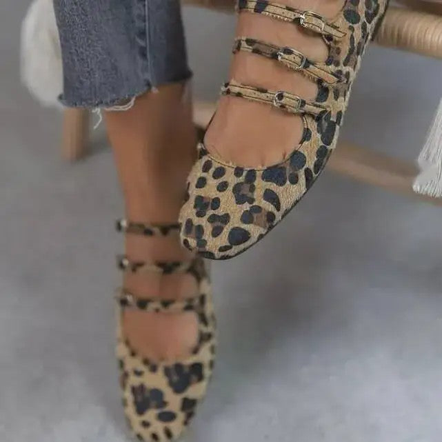 Dames Platte Schoenen met Luipaardprint, Drie Gespen en Ponyhaar Textuur