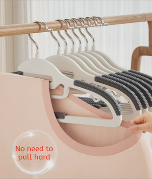 Set van 10 Antislip Kledinghangers - Multifunctioneel & Duurzaam voor Slaapkamer en Kast