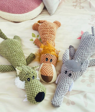 Duurzaam Piepend Pluche Hondenspeelgoed - Leeuw, Wolf & Olifant - Voor Kleine & Middelgrote Honden