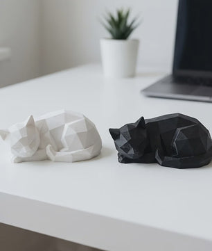 Abstract Geometrisch Slapend Kat Ornament - Modern Minimalistisch Plastic Figuur voor Huis & Kantoor