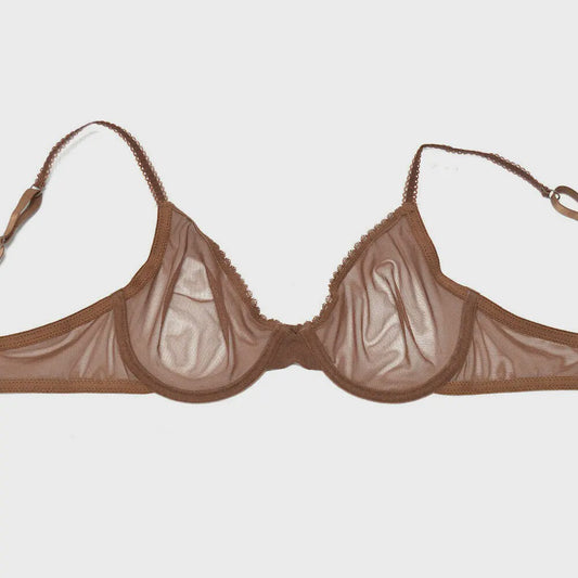 Luxe Kanten Lingerie Set: Transparante BH met Grote Cup en Bijpassende Slip