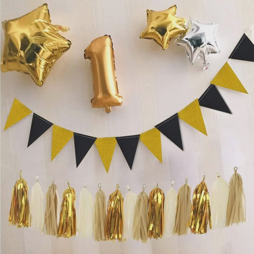 Zwarte en Gouden Driehoek Vlaggenlijn - Feestelijke Banner voor Verjaardag, Bruiloft & Feestdecoratie