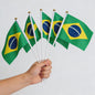 Mini Brazilië Handvlaggen aan Stok - Feest, Parade & Evenement Decoratie