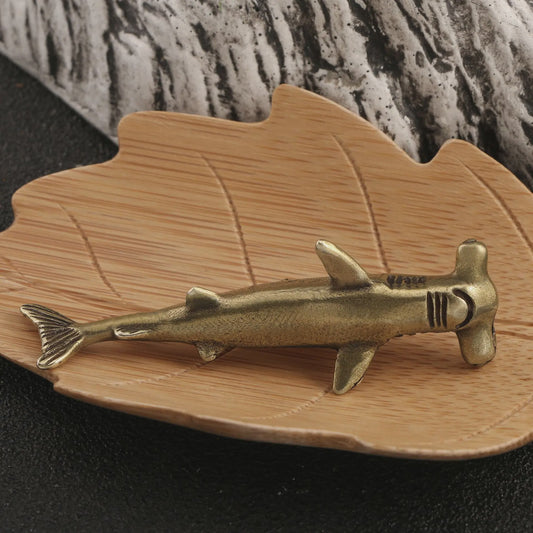 Bronzen Hamerhaai Figuur - Decoratieve Marine Souvenir voor Bureau