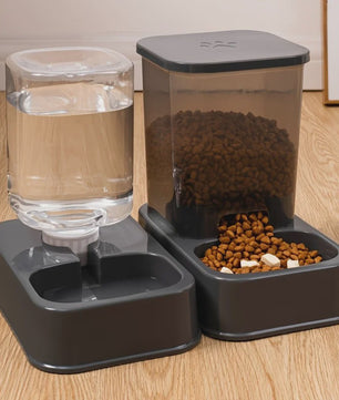 Automatische Voer- en Drinkbak voor Honden en Katten - Slimme Portiecontrole