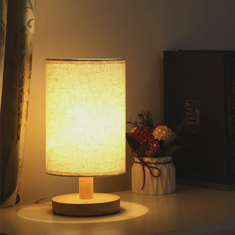Sfeervolle LED Tafellamp met Houten Basis & Stoffen Kap - Dimbare Nachtlamp USB