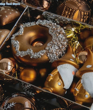 Luxe Kerstballen Set (60 Stuks) met Donut, Gnome & Sneeuwvlok Ornamenten - Goudkleurig