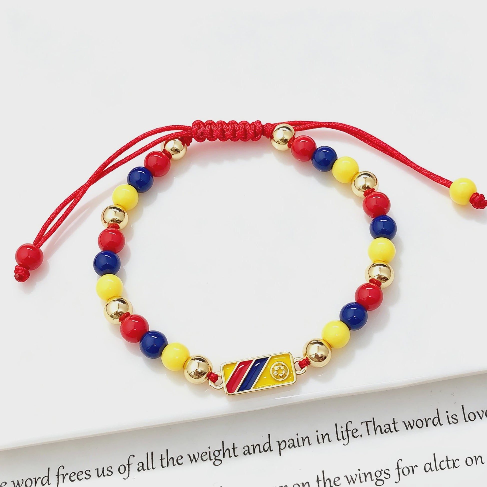 Colombia Vlag Armband - Verstelbaar Patriotisch Sieraden met Rood, Geel en Blauwe Kralen