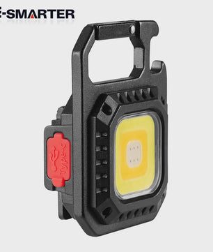Compacte Multifunctionele LED Sleutelhanger Zaklamp met Flesopener - Draagbaar & Krachtig
