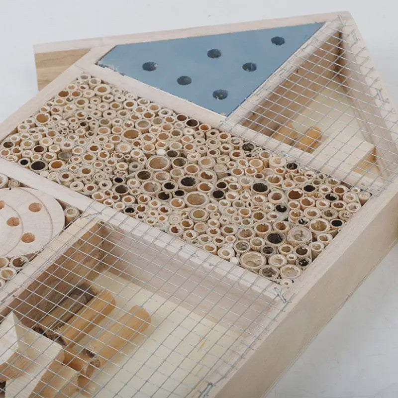 Handgemaakt Houten Bijenhotel voor Tuin - Habitat voor Insecten, Vlinders & Lieveheersbeestjes