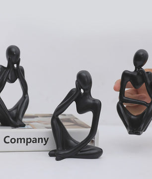 Set van 3 Abstracte Denker Beeldjes - Stijlvolle Hars Sculpturen voor Bureau & Woondecoratie