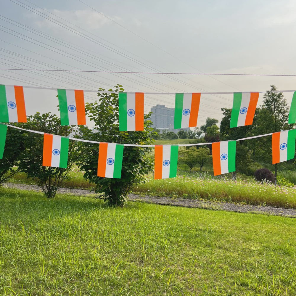 Vlaggenlijn India - 20 Stuks Vlaggetjes 14x21cm - Feestelijke Decoratie